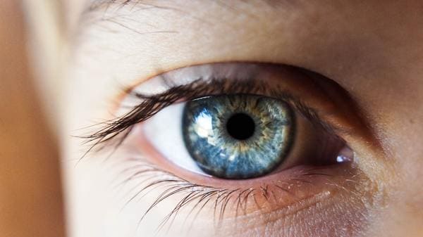 soczewki podkreślające kolor oka